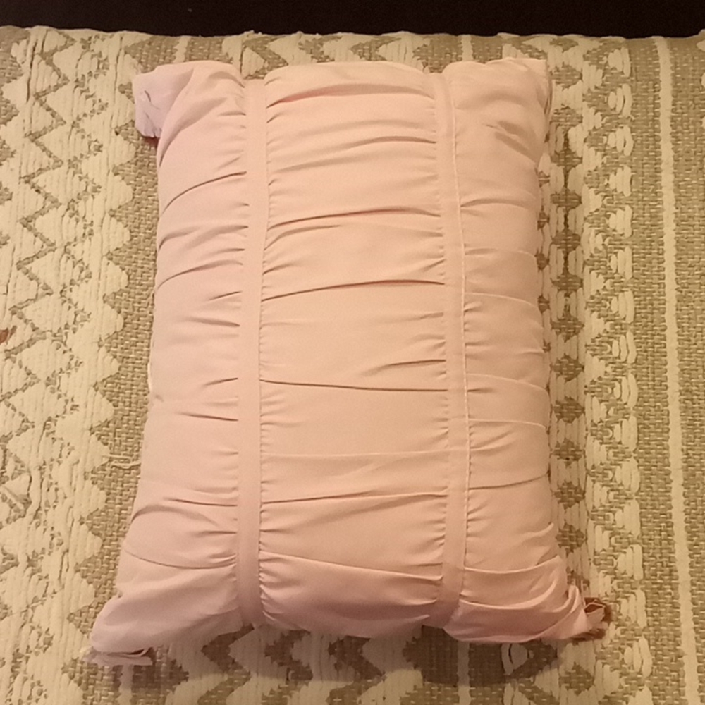 Bundle of pillow and Owl/flower make a pillow - Picture 2 of 6